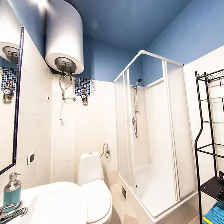 Homely Apartment's Old Town Apartment