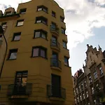 Homely Apartment's Old Town *