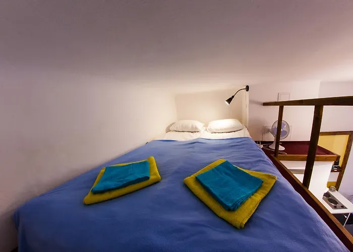 Homely Apartment's Old Town